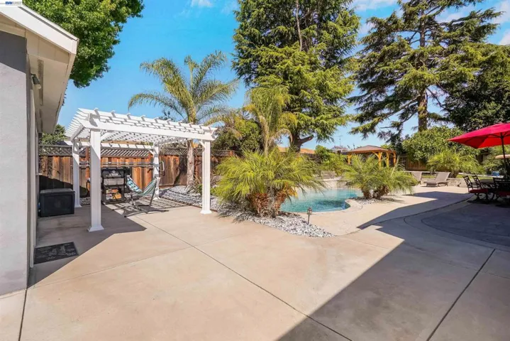 30562 Troon Pl, Hayward, California 94544