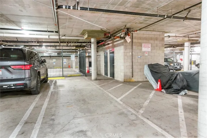 2 Assigned parking Spots