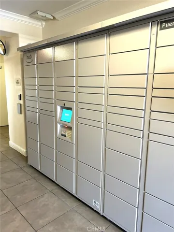 Amazon Lockers