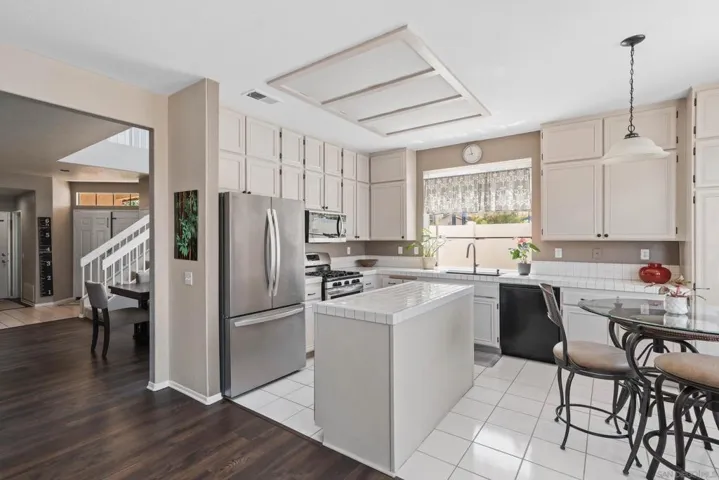 1593 Avenida Guillermo, Oceanside, California 92056