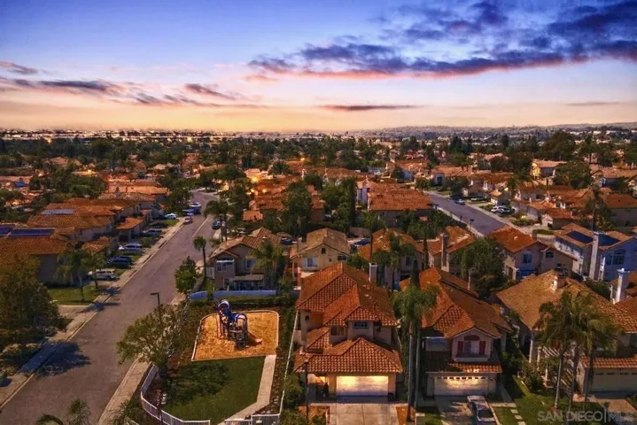 1593 Avenida Guillermo, Oceanside, California 92056
