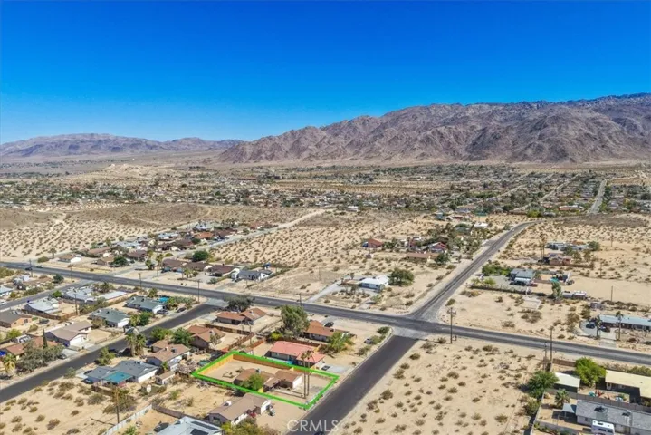 5665 Lupine Avenue, 29 Palms, California 92277