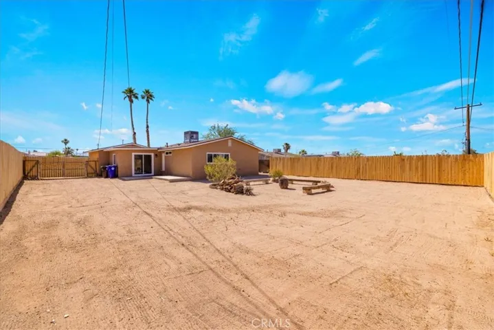 5665 Lupine Avenue, 29 Palms, California 92277