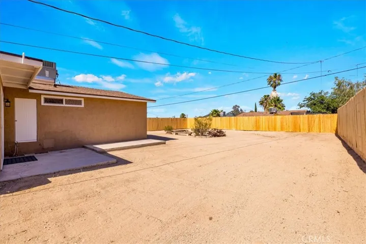 5665 Lupine Avenue, 29 Palms, California 92277