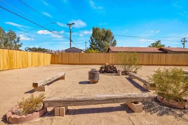 5665 Lupine Avenue, 29 Palms, California 92277