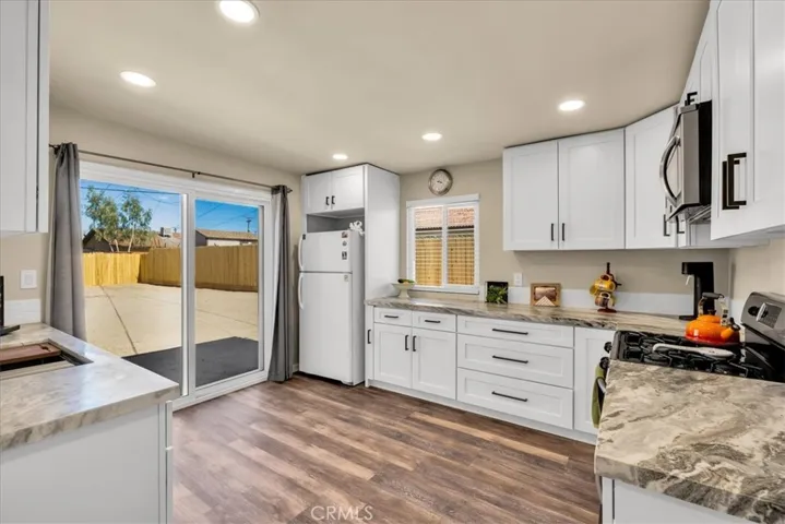 5665 Lupine Avenue, 29 Palms, California 92277
