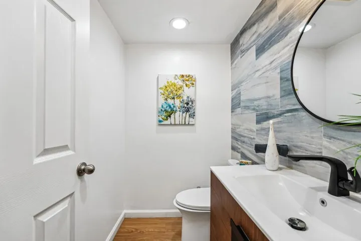 Partial Bath (First Floor)