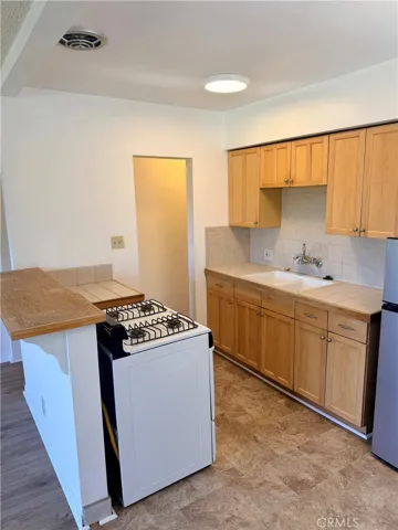751 W 26th, San Pedro, California 90731