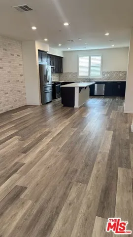 358 Serra Street, Camarillo, California 93010