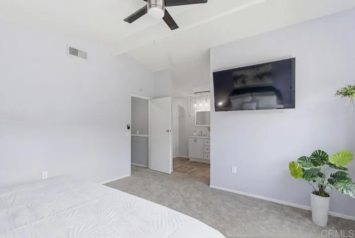 610 Flintridge Place, Escondido, California 92026
