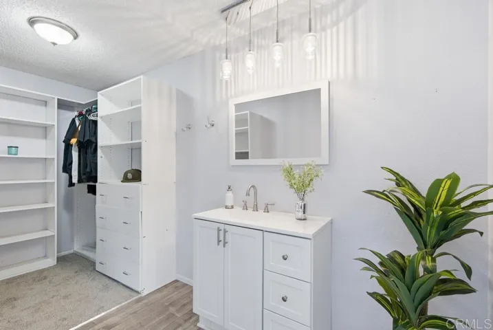 610 Flintridge Place, Escondido, California 92026
