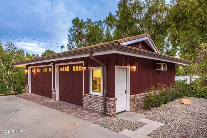 6145 Fairview Pl Agoura Hills-215