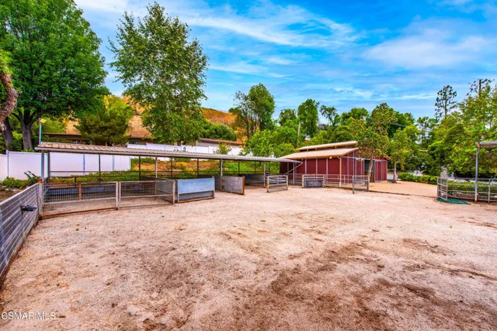 6145 Fairview Pl Agoura Hills-116