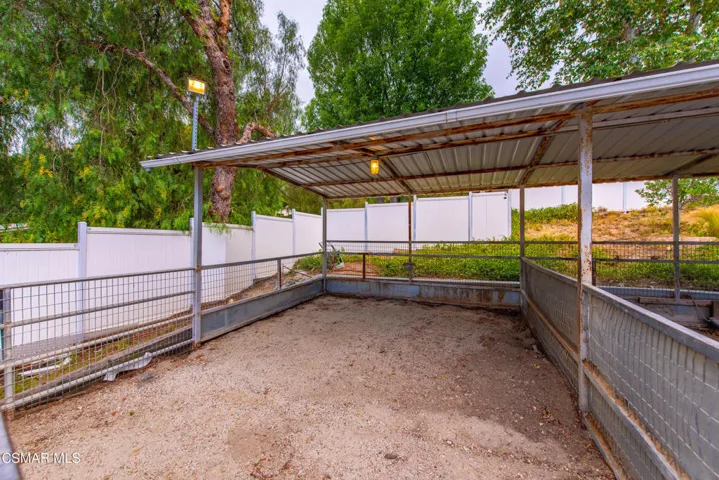 6145 Fairview Pl Agoura Hills-117