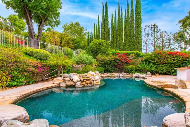 6145 Fairview Pl Agoura Hills-97