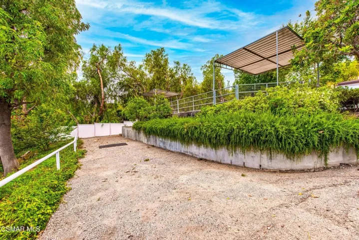 6145 Fairview Pl Agoura Hills-121