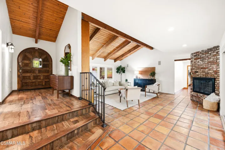 6145 Fairview Pl Agoura Hills-26