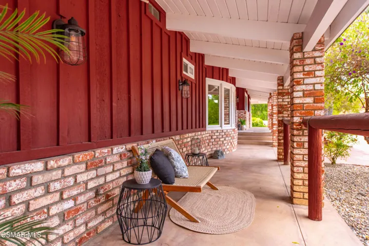 6145 Fairview Pl Agoura Hills-12