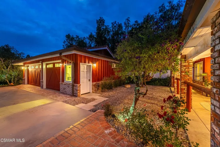 6145 Fairview Pl Agoura Hills-242