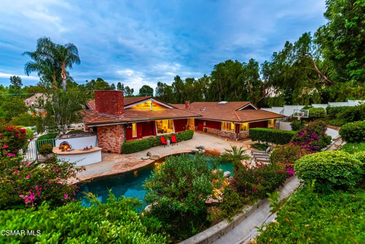 6145 Fairview Pl Agoura Hills-229
