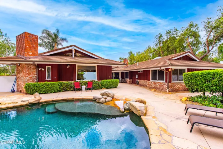 6145 Fairview Pl Agoura Hills-95
