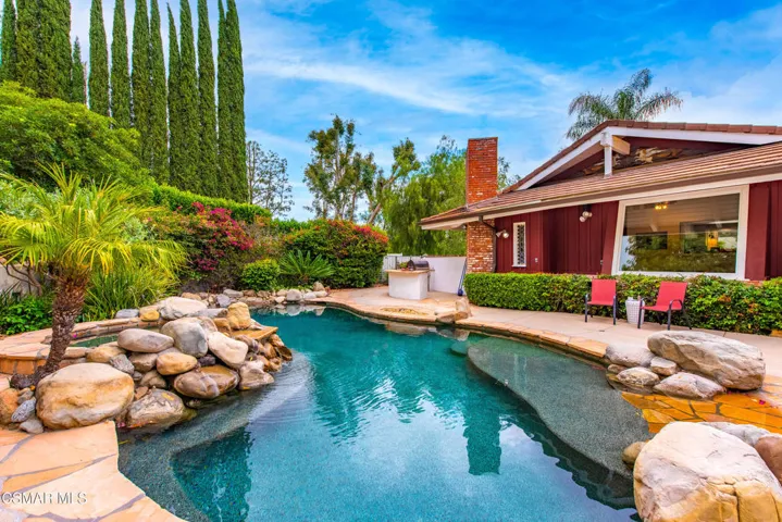 6145 Fairview Pl Agoura Hills-96