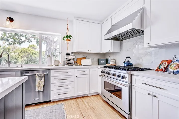 27427 Sunnyridge Road, Palos Verdes Peninsula, California 90274