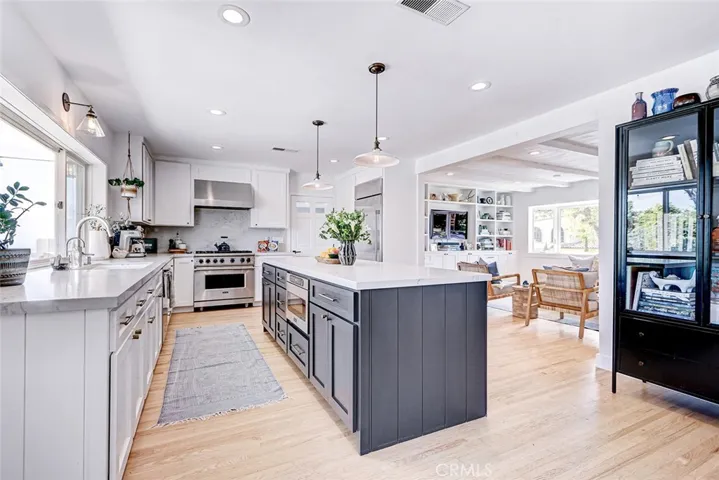 27427 Sunnyridge Road, Palos Verdes Peninsula, California 90274