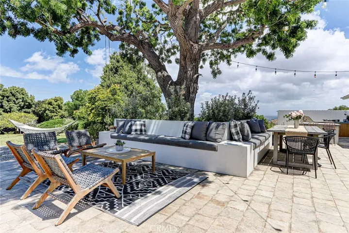 27427 Sunnyridge Road, Palos Verdes Peninsula, California 90274