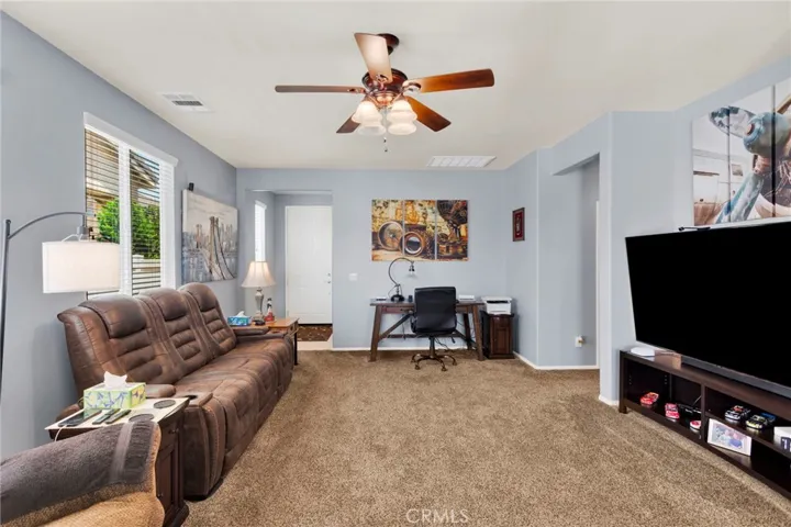 19549 Maple Creek, Apple Valley, California 92308