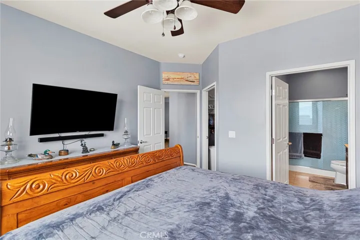 19549 Maple Creek, Apple Valley, California 92308