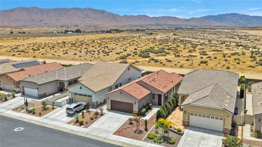 19549 Maple Creek, Apple Valley, California 92308