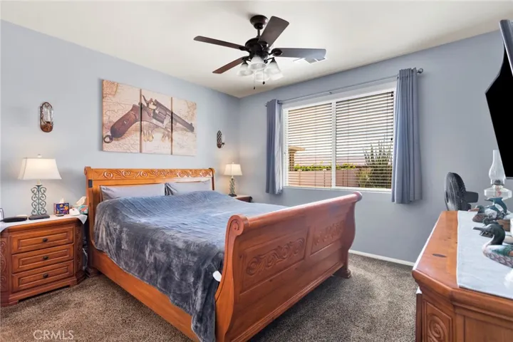 19549 Maple Creek, Apple Valley, California 92308