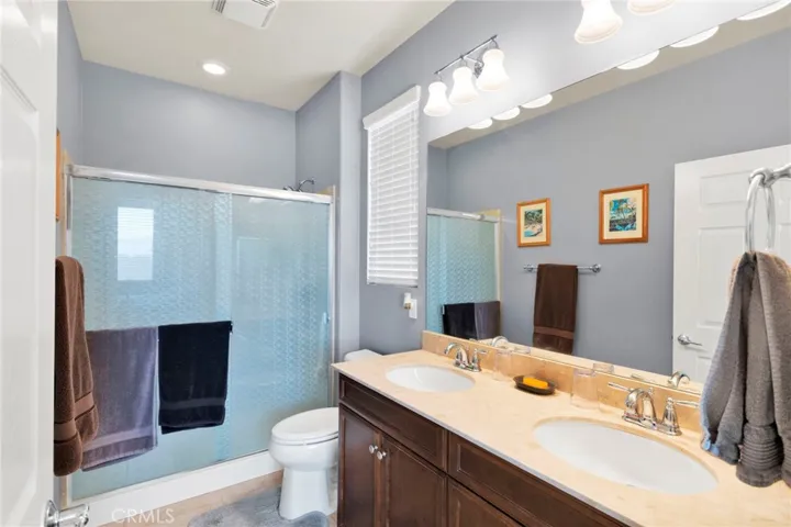 19549 Maple Creek, Apple Valley, California 92308