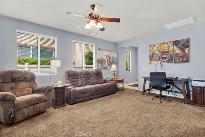 19549 Maple Creek, Apple Valley, California 92308