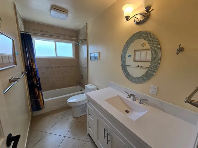 6683 Gross, West Hills, California 91307