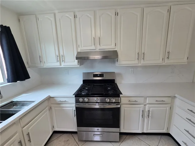 6683 Gross, West Hills, California 91307