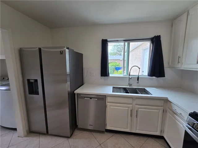 6683 Gross, West Hills, California 91307