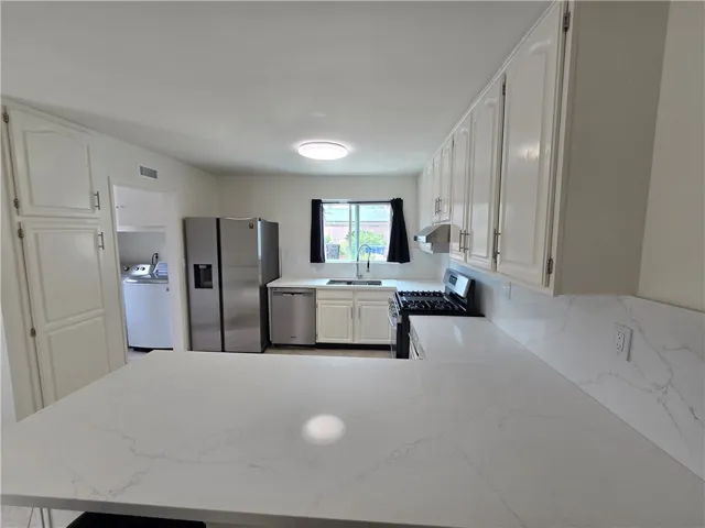6683 Gross, West Hills, California 91307