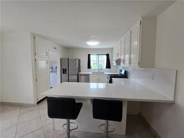6683 Gross, West Hills, California 91307