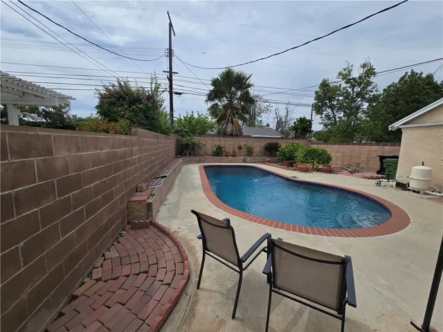 6683 Gross, West Hills, California 91307