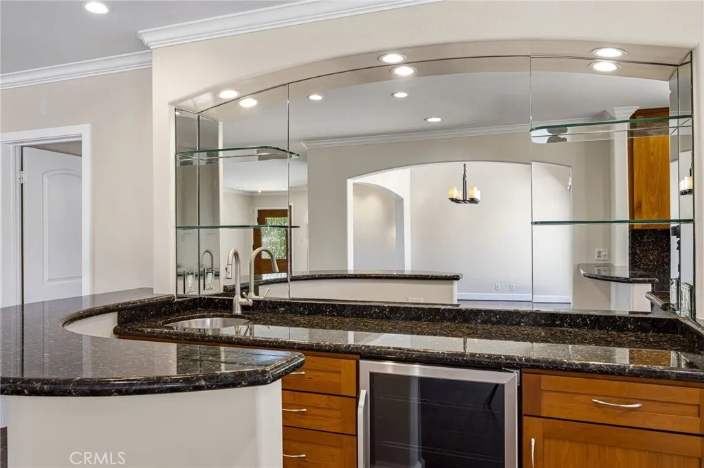 Custom bar