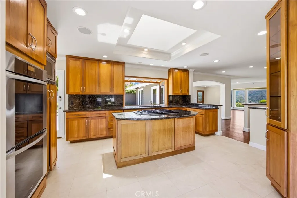 Kitchen with center island