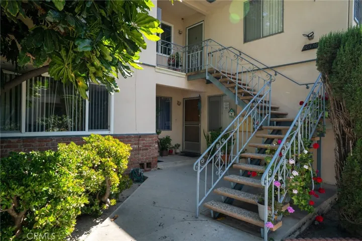 10516-10522 Arrington Avenue, Downey, California 90241