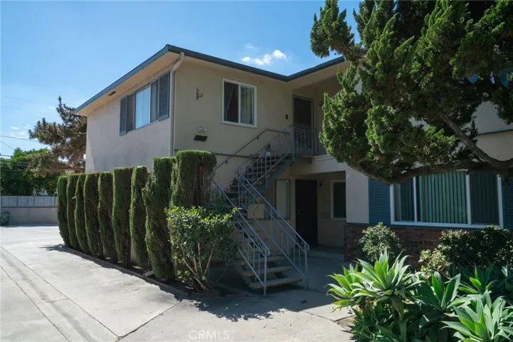 10516-10522 Arrington Avenue, Downey, California 90241