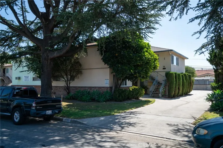 10516-10522 Arrington Avenue, Downey, California 90241