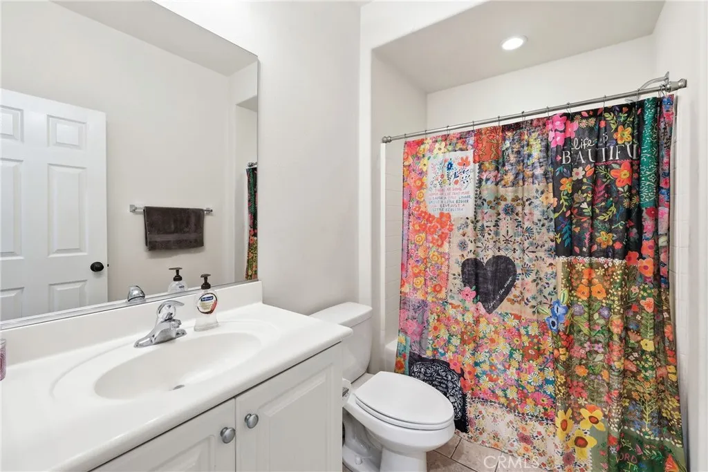 1721 Arthur Loop W W, Upland, California 91784 — photo 5