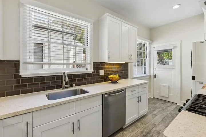 762766 Hamilton Avenue, Palo Alto, California 94301
