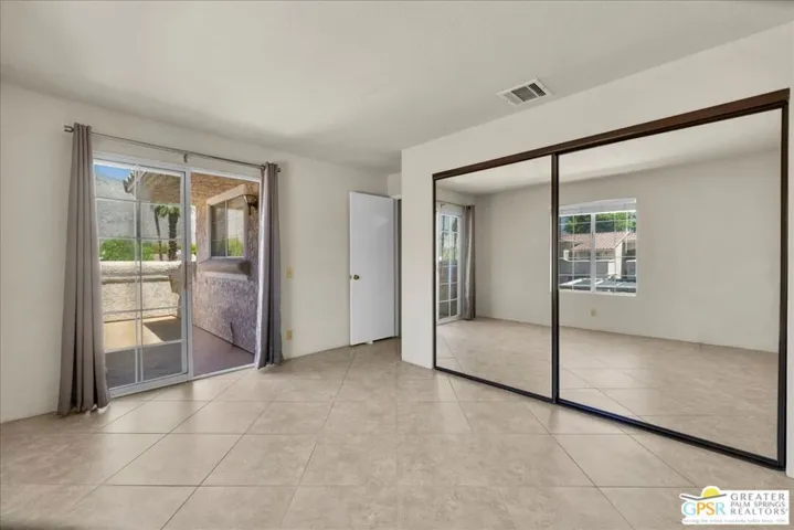 505 S Farrell Drive G42, Palm Springs, California 92264