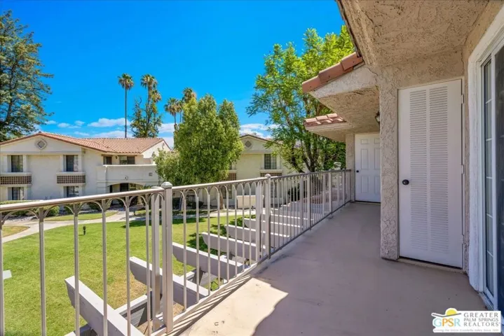 505 S Farrell Drive G42, Palm Springs, California 92264